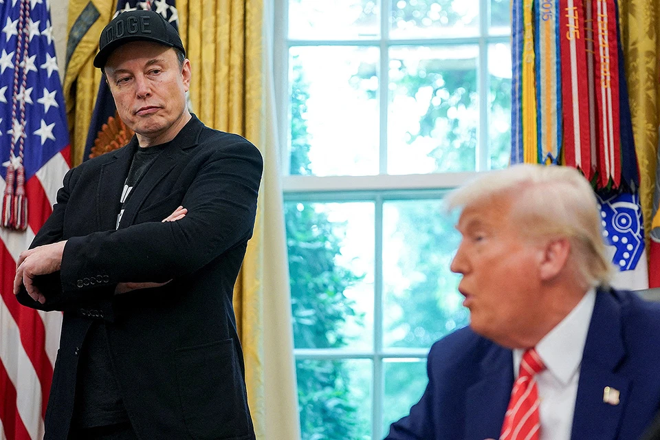 Конфликт Трампа и Маска вырвался за пределы Овального кабинета.
