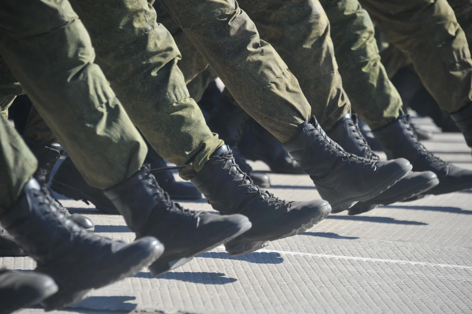 Во время службы вся медицинская помощь оказывается ему в военно-медицинских организациях