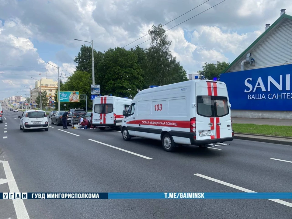 Очень пожилой водитель умер в центре Минска прямо во время движения. Фото: УГАИ ГУВД Мингорисполкома.