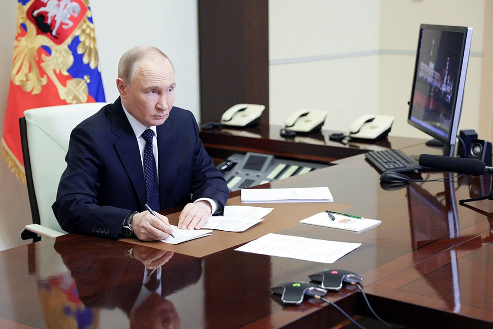 Владимир Путин по видеосвязи открыл новые и отремонтированные больницы