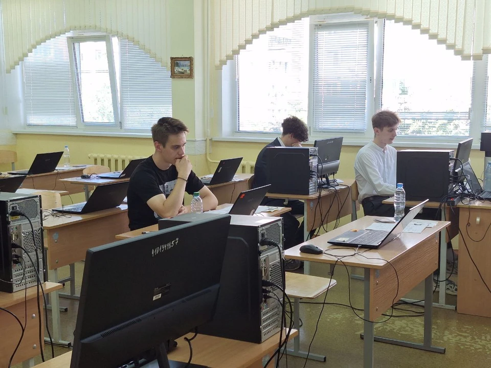 1500 ульяновских школьников сдали ЕГЭ по инязу и информатике. ФОТО: минпросвещения УО
