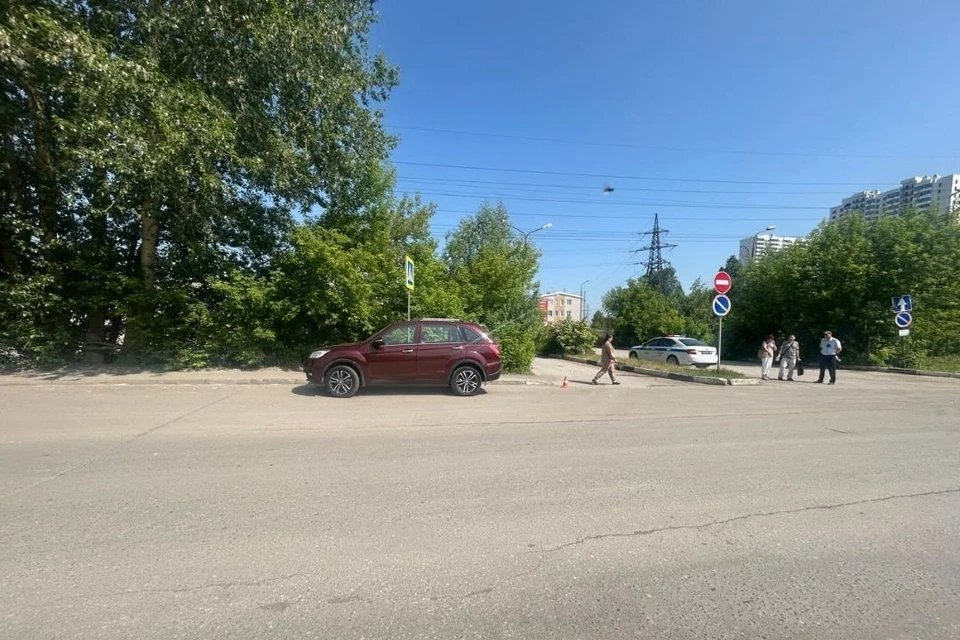 Мальчик получил травмы, его доставили в больницу. Фото: ГАИ по Новосибирской области.