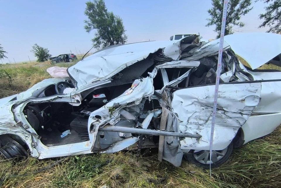 Два человека пострадали в аварии с участием трех автомобилей на Ставрополье