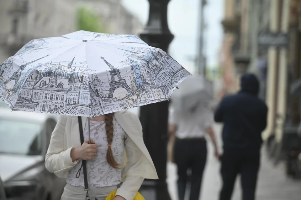 В Ростове прошел сильный ливень.