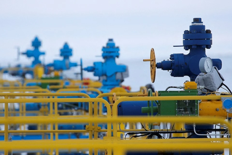 ЕК предложила запретить новые контракты на импорт российского газа с конца года