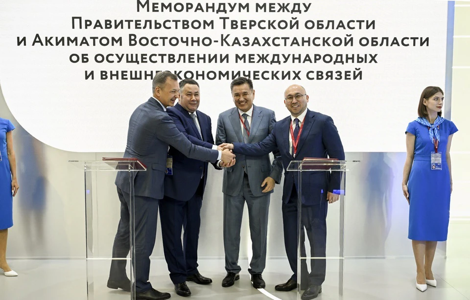 Участники встречи явно остались довольны ее итогом.