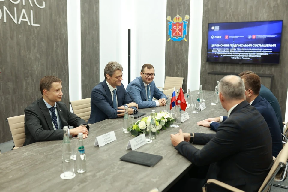 GenAI-технологии Сбера помогут в разработке «Туристической карты Санкт-Петербурга». Фото: пресс-служба Сбербанка.