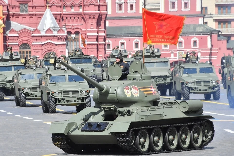 ФСБ раскрыла, как прошел первый Парад Победы в 1945 году