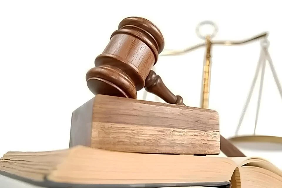 Справедливость восстановил суд по иску прокуратуры.
