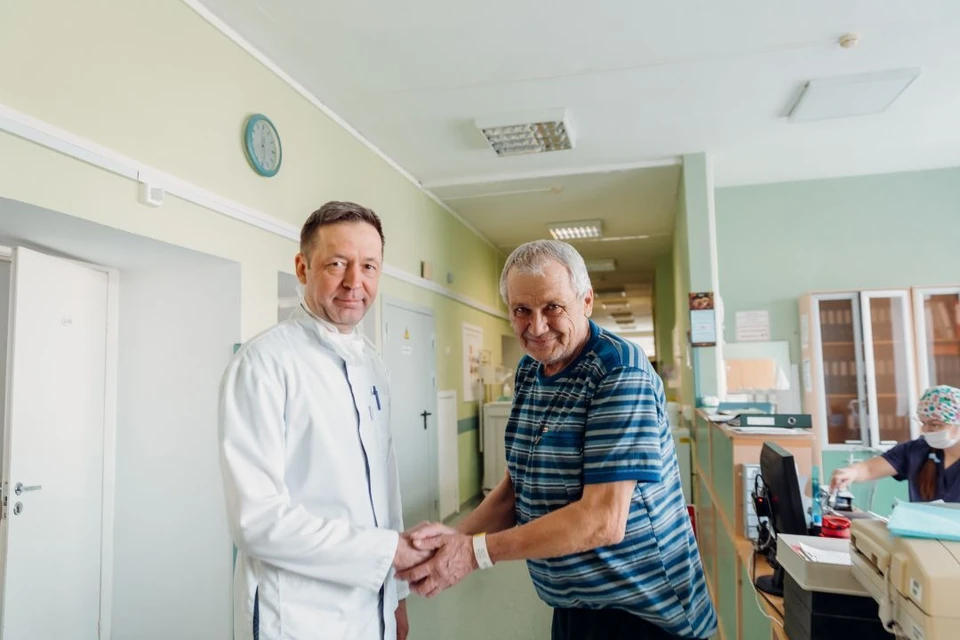 Хирурги Центра Мешалкина спасли 65-летнего пациента с разрывом гигантской аневризмы брюшной аорты. Фото: НМИЦ им. ак. Е.Н. Мешалкина.