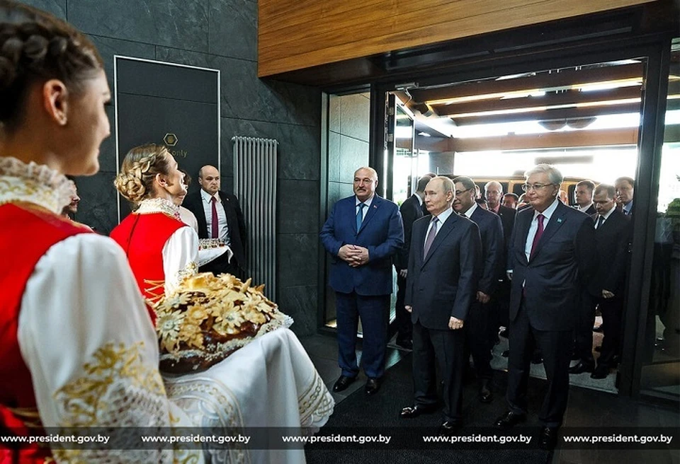 Ужин президентов прошел в Минске на полях форума ЕАЭС. Фото: president.gov.by.