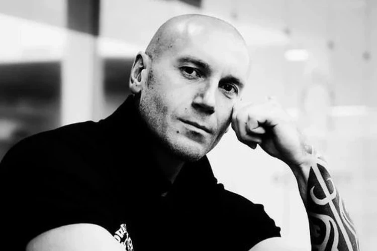 «Озеро не хочет его отдавать»: поисковики определили место, где утонул фитнес-тренер на Шарташе, но не могут найти тело