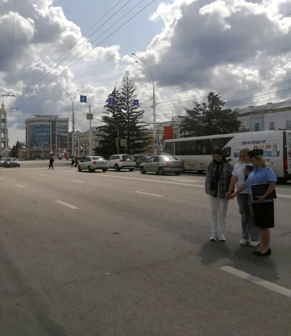 Дефекты на дороге фирма не устраняет
