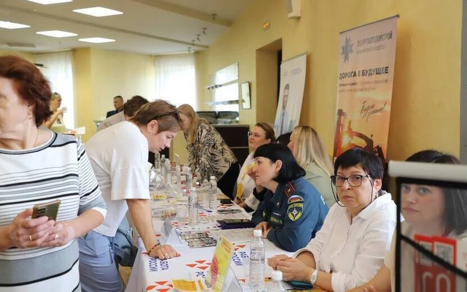 Ярмарка вакансий. Фото: пресс-служба Главы и Правительства Удмуртии