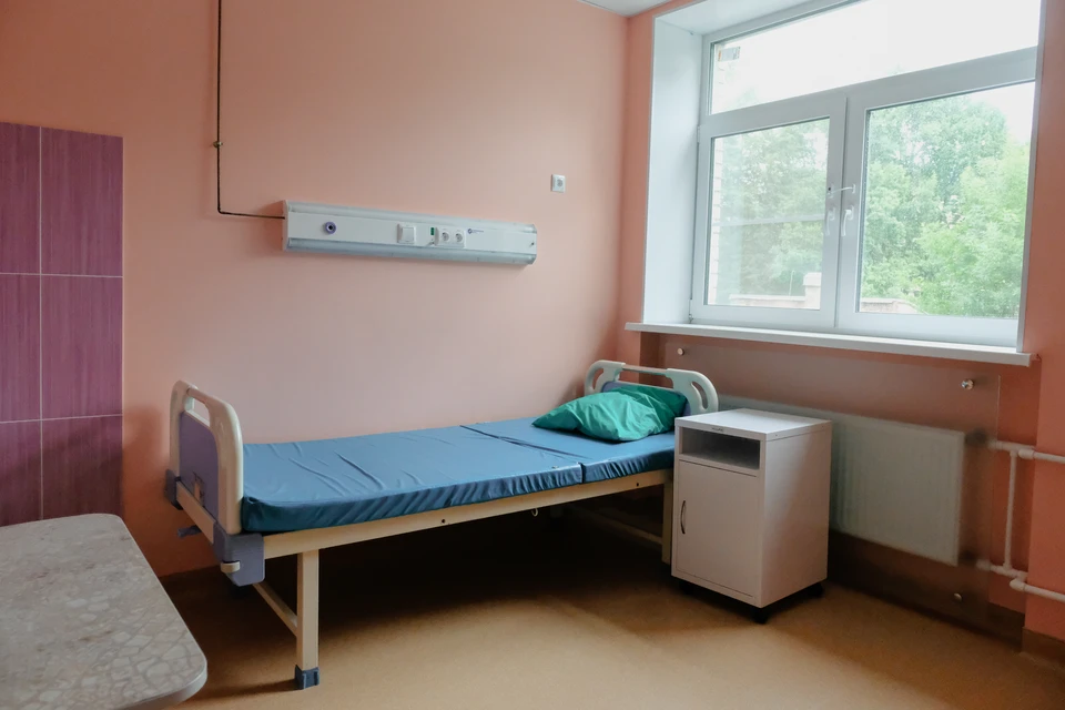 Случаи обращения жителей в больницы с признаками пищевого отравления зарегистрированы с 25 июня.