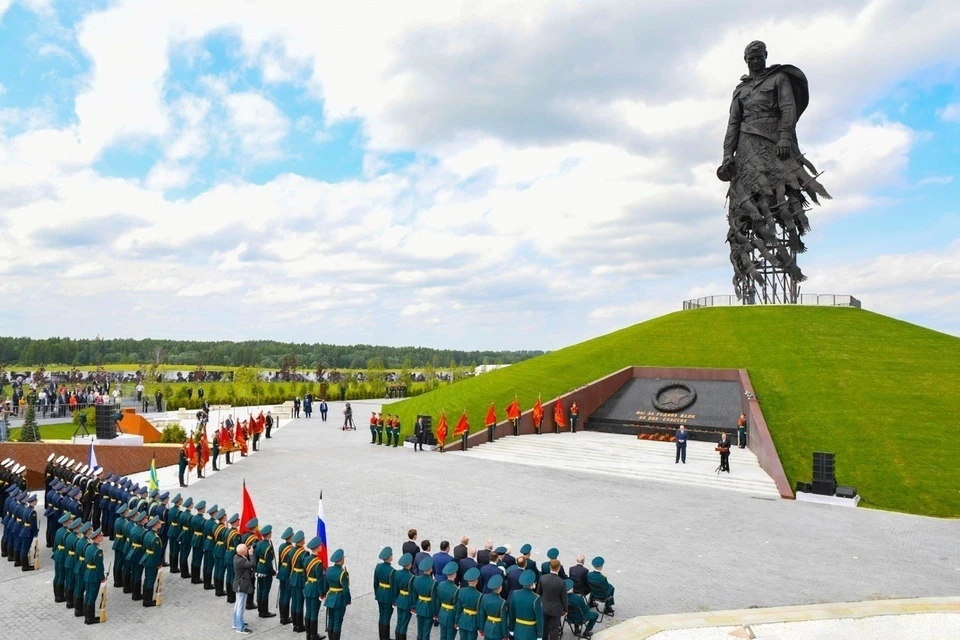 За пять лет священное место посетили более 7 миллионов человек со всего мира.