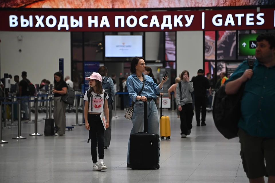 В Ульяновске в аэропорту возобновили прием и выпуск гражданских самолетов
