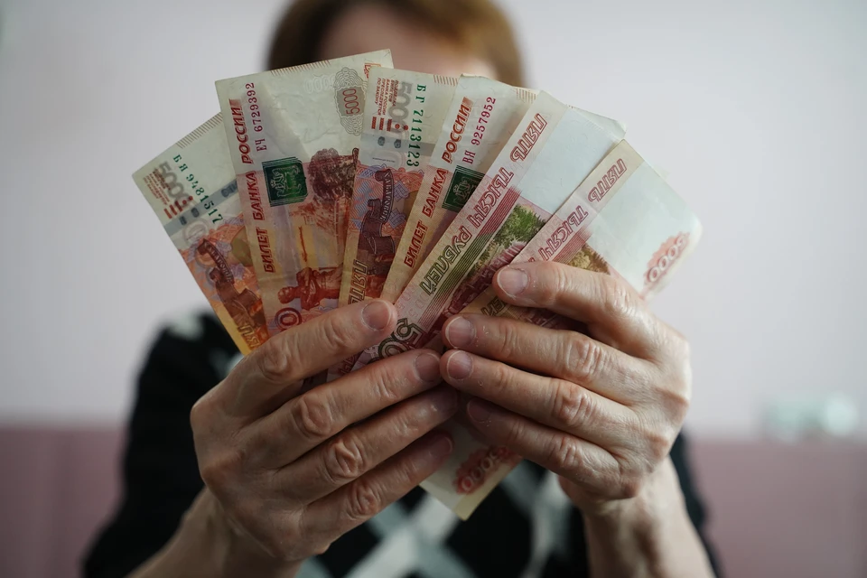 82-летнюю нижегородку подозревают в участии в мошеннической схеме.