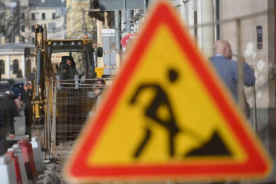 При ремонте дороги повредили газопровод среднего давления.