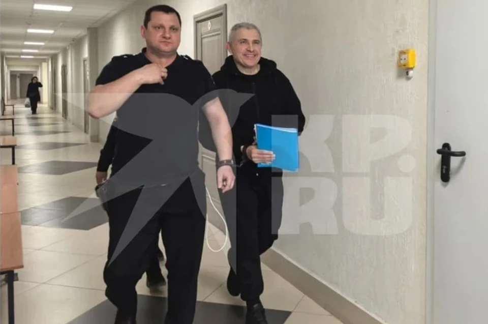 Пивкина подозревают в превышении полномочий.