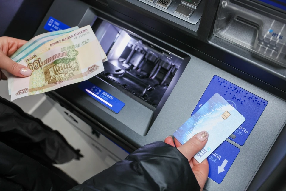 За первые 5 месяцев 2025 года на счета клиентов поступило свыше 129 млрд рублей от государства. Фото: ВТБ