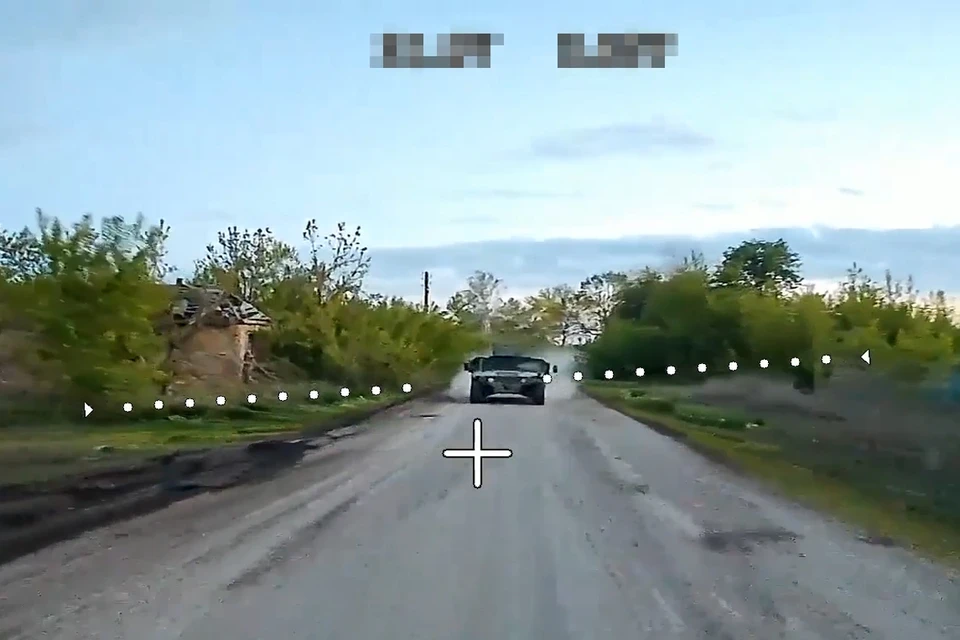 Оператор БПЛА уничтожил бронированный внедорожник противника в Сумской области