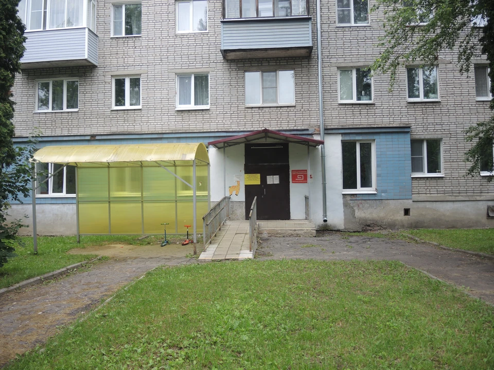 Вход в филиал больницы в Юрьевце.