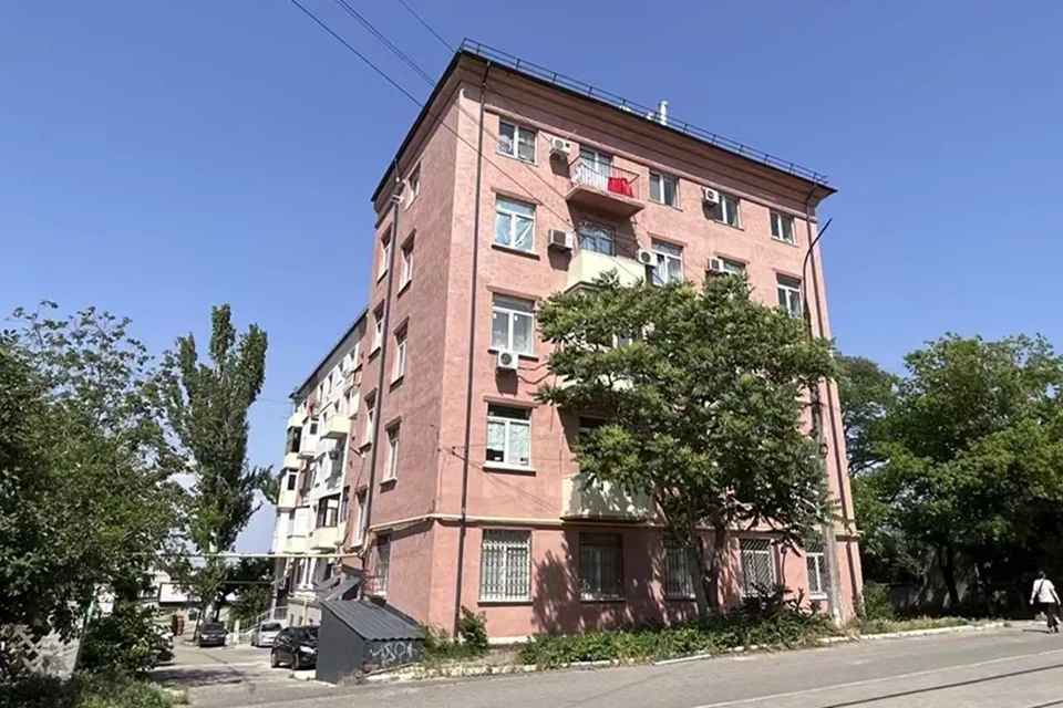 На улице Николаевской в Мариуполе строители Башкортостана восстановили дом. Фото: РКС-НР