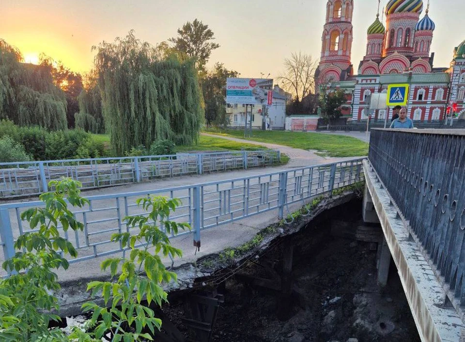 Мост обследуют и, возможно, демонтируют