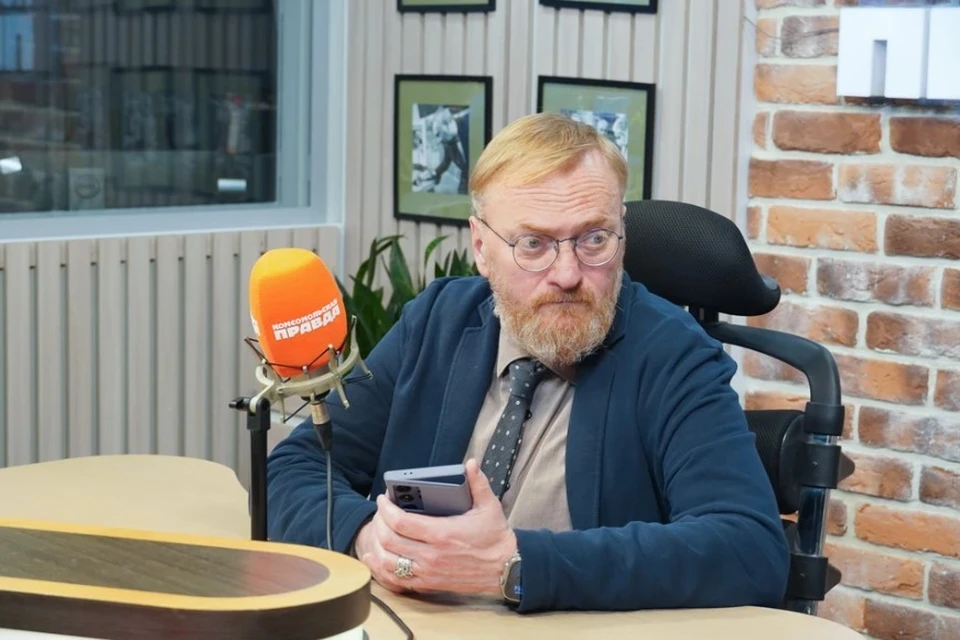 Милонов связал позднее вступление в брак в РФ с показом бездетных женщин в кино