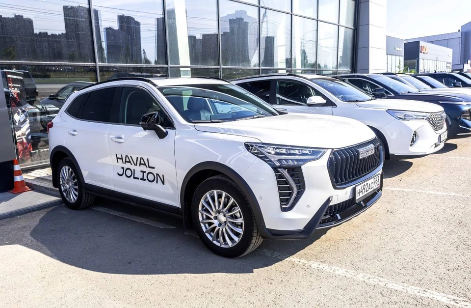 В России среди доступных моделей с приводом на все колеса выделяется Haval Jolion. Фото: FotograFFF / Shutterstock.com
