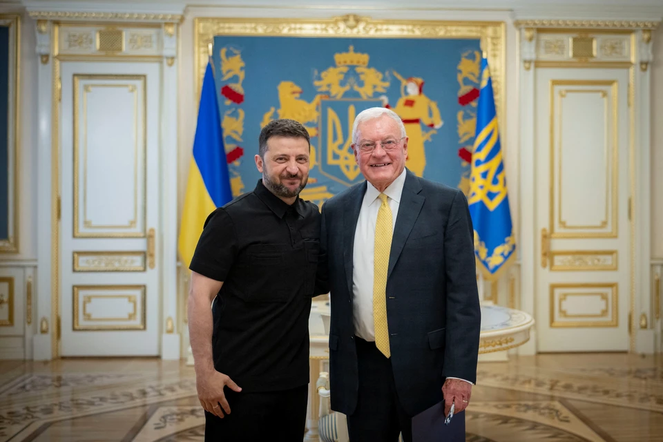 Специальный представитель президента США проведет на Украине не менее недели