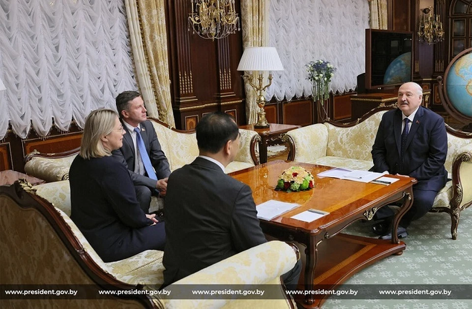 Лукашенко встретился с ректором Пекинского университета. Фото: president.gov.by.