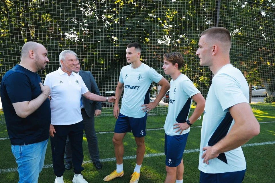 Глава региона пригласил горожан на дерби с «Акроном». Фото: https://t.me/Fedorischev63
