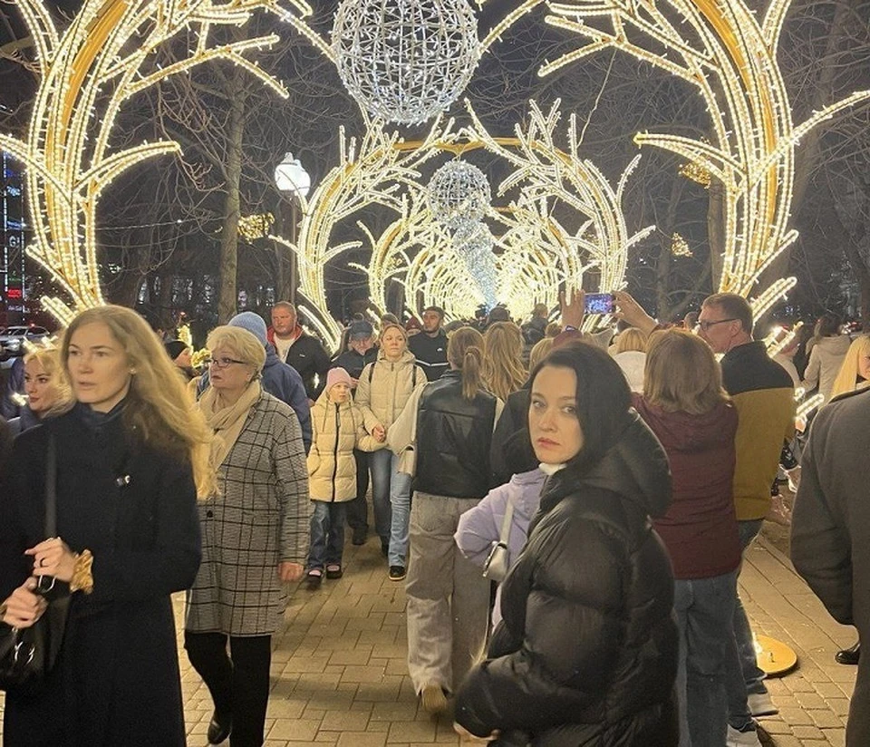Александровский бульвар стал самым многолюдным местом города зимой 2025 года