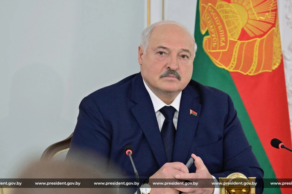 Лукашенко обратился к чиновникам и сказал, кто должен работать, как пчелки. Фото: president.gov.by