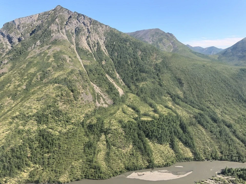 В Томпонском районе пострадала туристка. Фото: Служба спасения Якутии