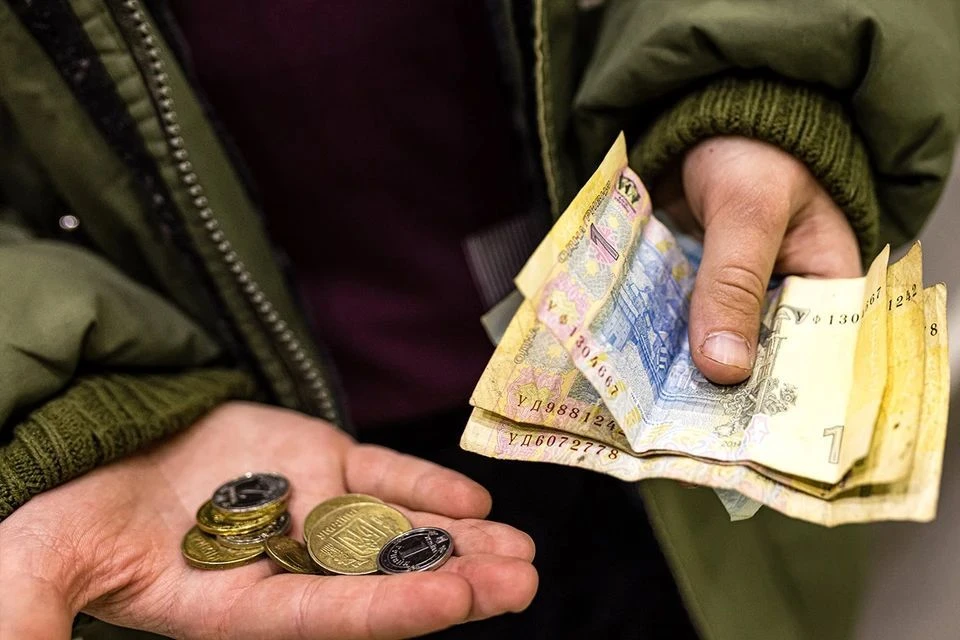Рада призналась в тотальной бедности украинцев: Киев сделал самоубийственное заявление