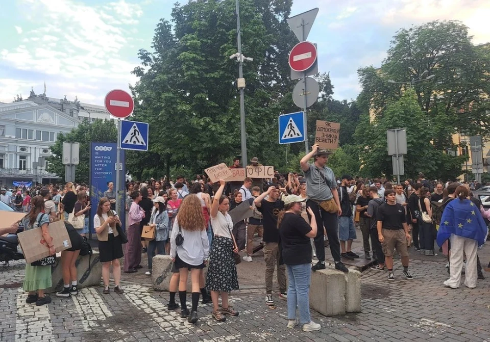 Джаралла: Протесты на Украине возможны только при внешнем влиянии