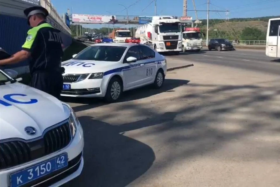 В Кемерове Госавтоинспекция усилила контроль за грузовым транспортом.