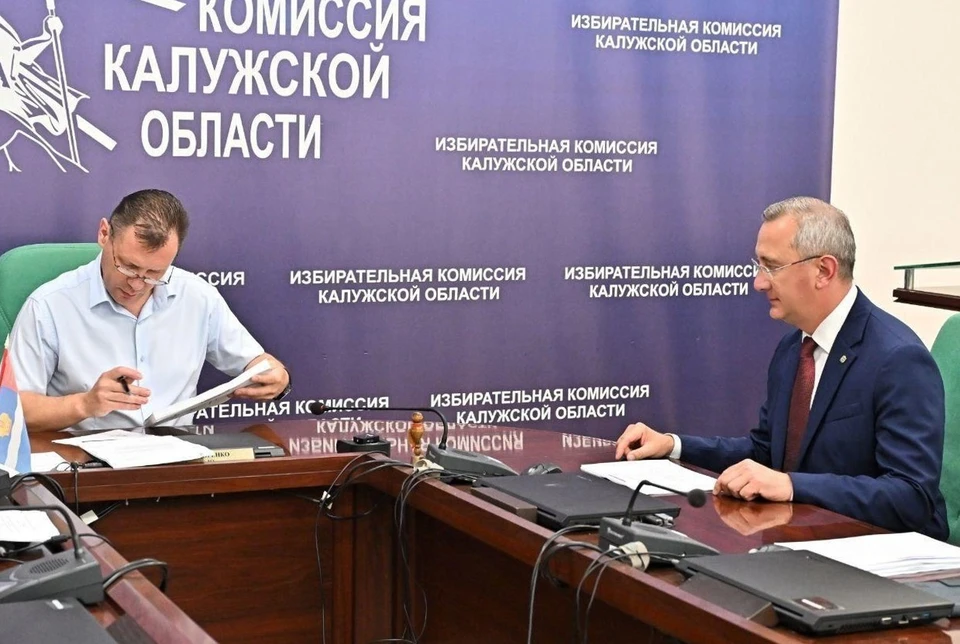 Владислав Шапша официально зарегистрировался как кандидат в губернаторы.