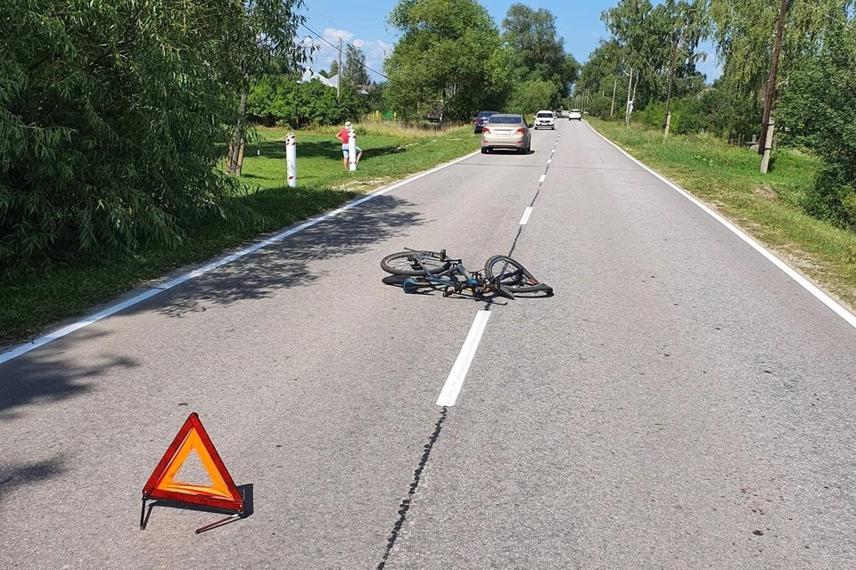 Легковой автомобиль наехал на подростка на велосипеде. Фото: Госавтоинспекция Рязанской области.