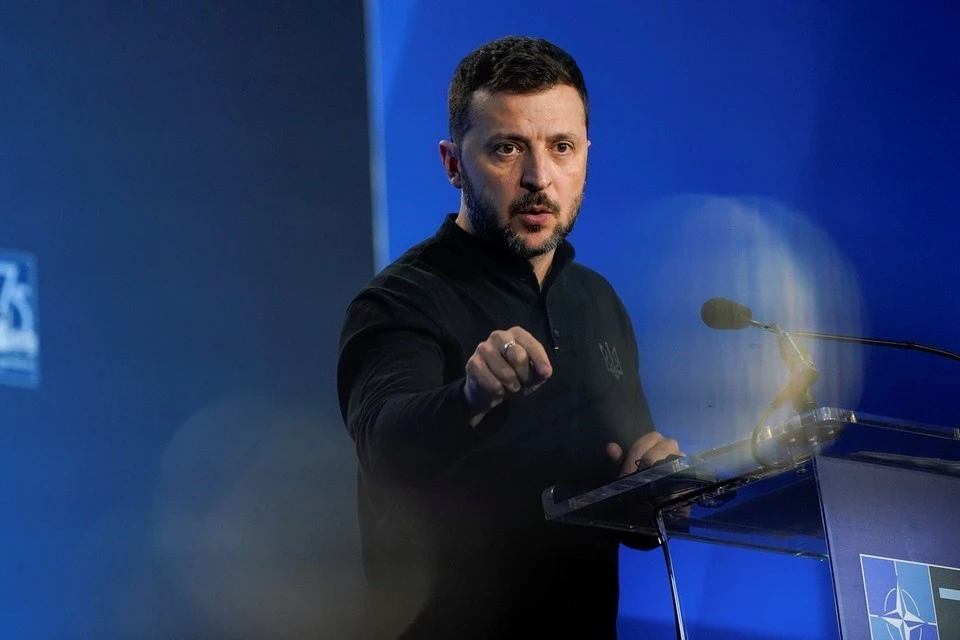 Шарий: НАБУ осведомлен о планах Зеленского возвести элитные дворцы в Козине