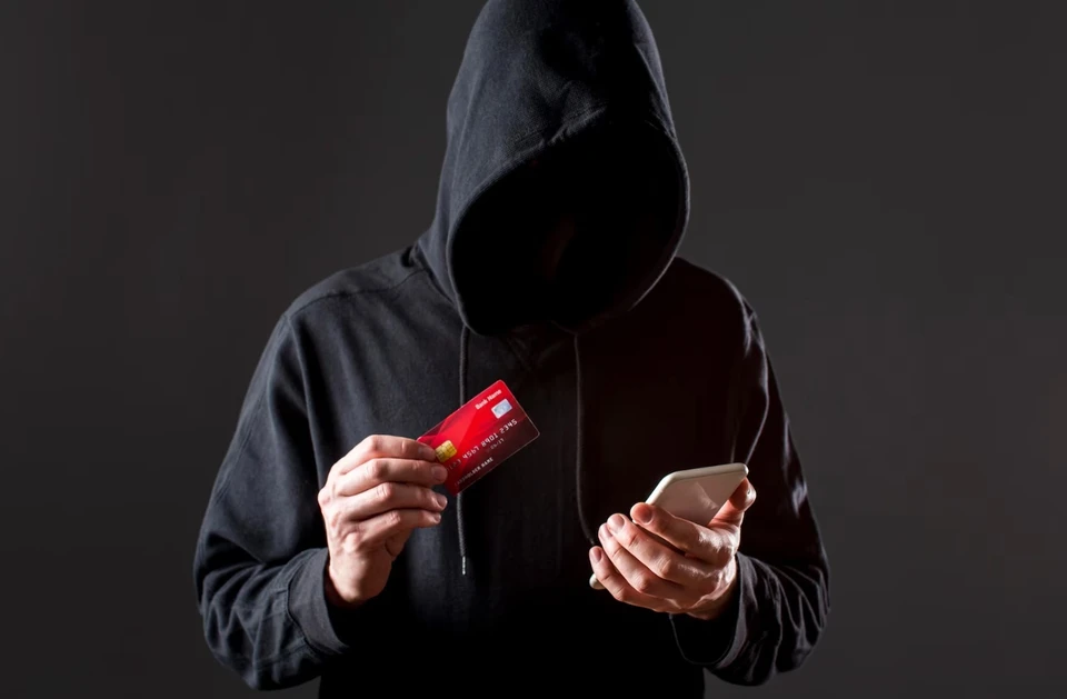 По информации правоохранителей, кировчанка получила звонок от неизвестного, который представился сотрудником сотовой компании. Фото: freepik.com