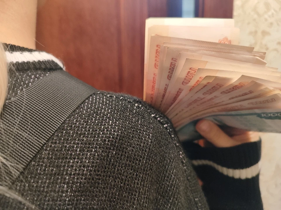 Трое детей пострадали от аферисток