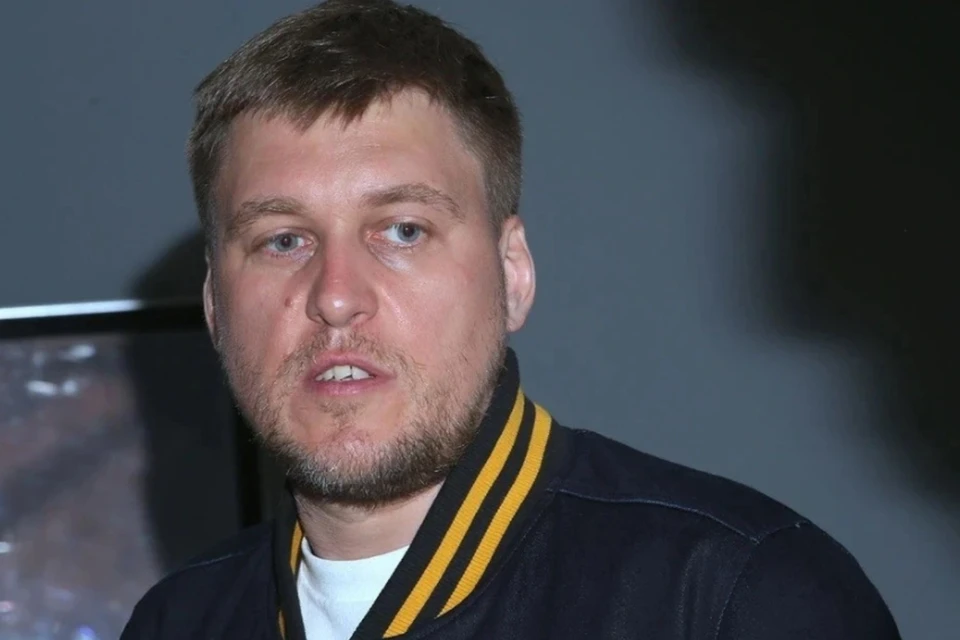 Комик Незлобин: американцы задают один вопрос о России - далеко ли до нее лететь