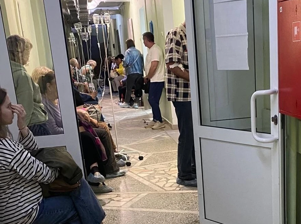 Фото: паблик городских новостей «Аварийный Омск» vk.com/aomsk