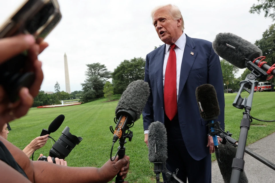 Трамп заявил, что США предлагают Украине уступить территории в конфликте