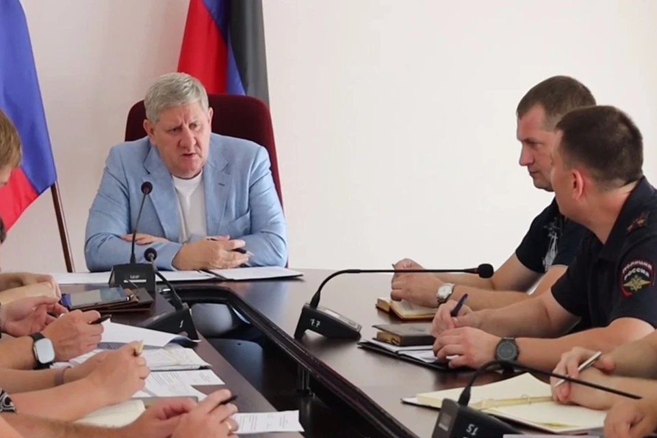 В ДНР прошло совещание по безопасности дорожного движения. Фото: ТГ/Чертков