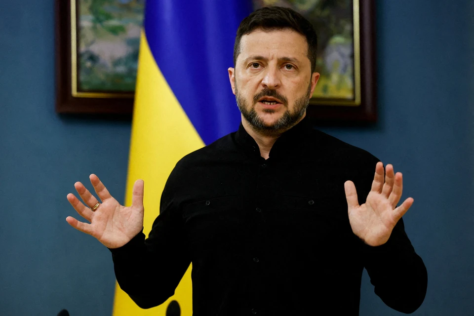 Зеленский заявил, что пора заканчивать конфликт